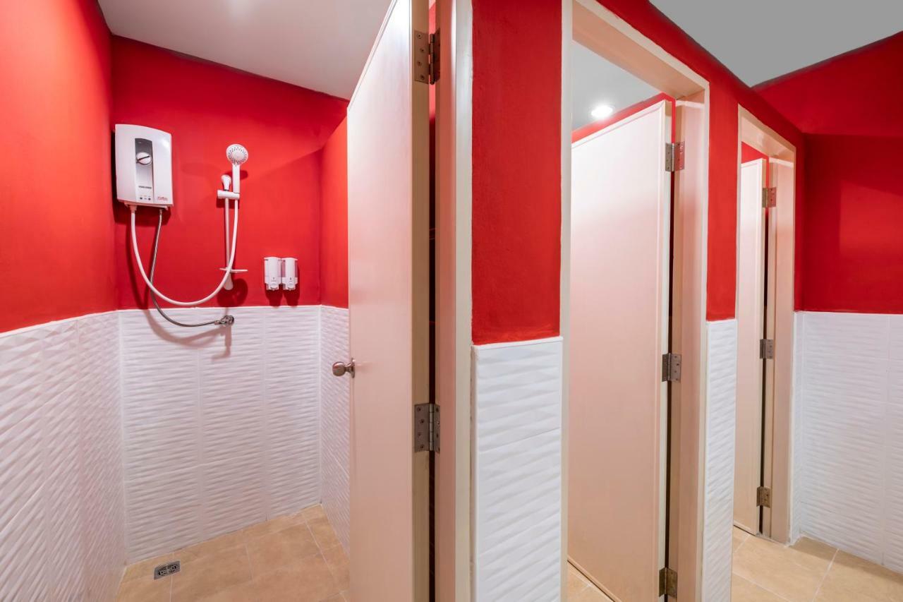 Scala Hostel Бангкок Экстерьер фото
