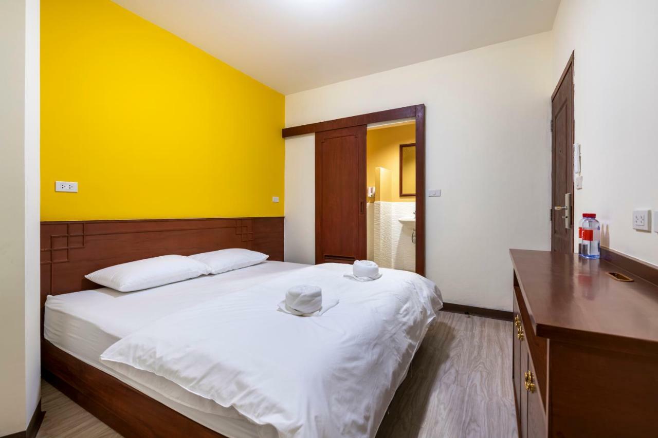 Scala Hostel Бангкок Экстерьер фото